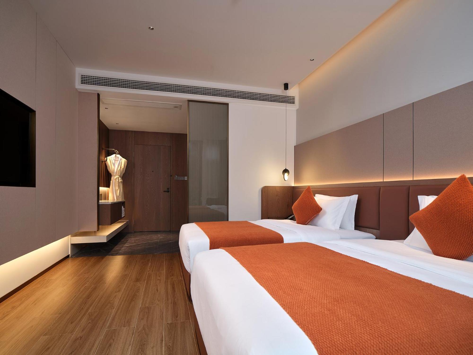 Zhangjiajie Utopia Hotel--Free One Way Pick Up Service Over 2 Nights المظهر الخارجي الصورة
