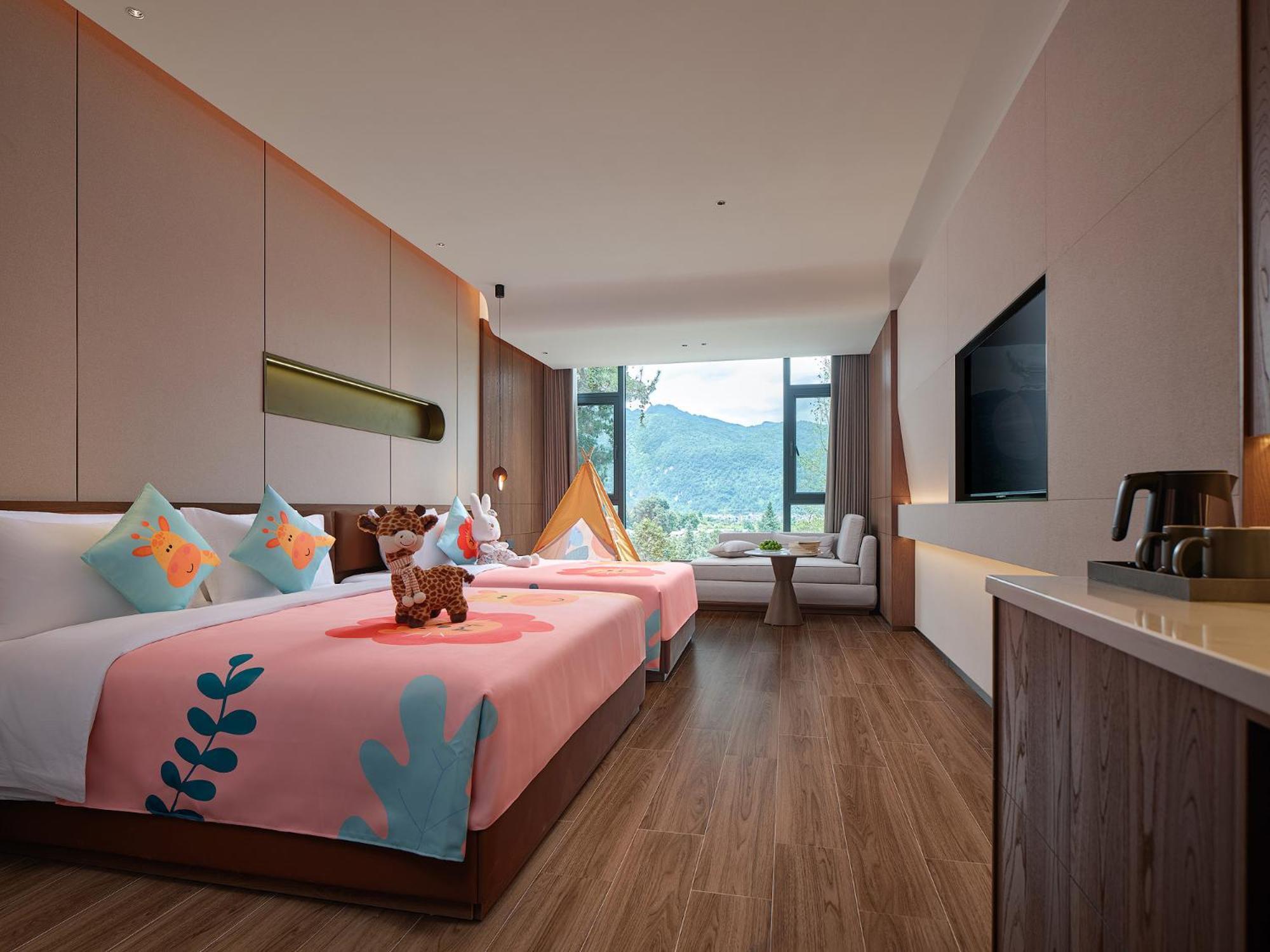 Zhangjiajie Utopia Hotel--Free One Way Pick Up Service Over 2 Nights المظهر الخارجي الصورة