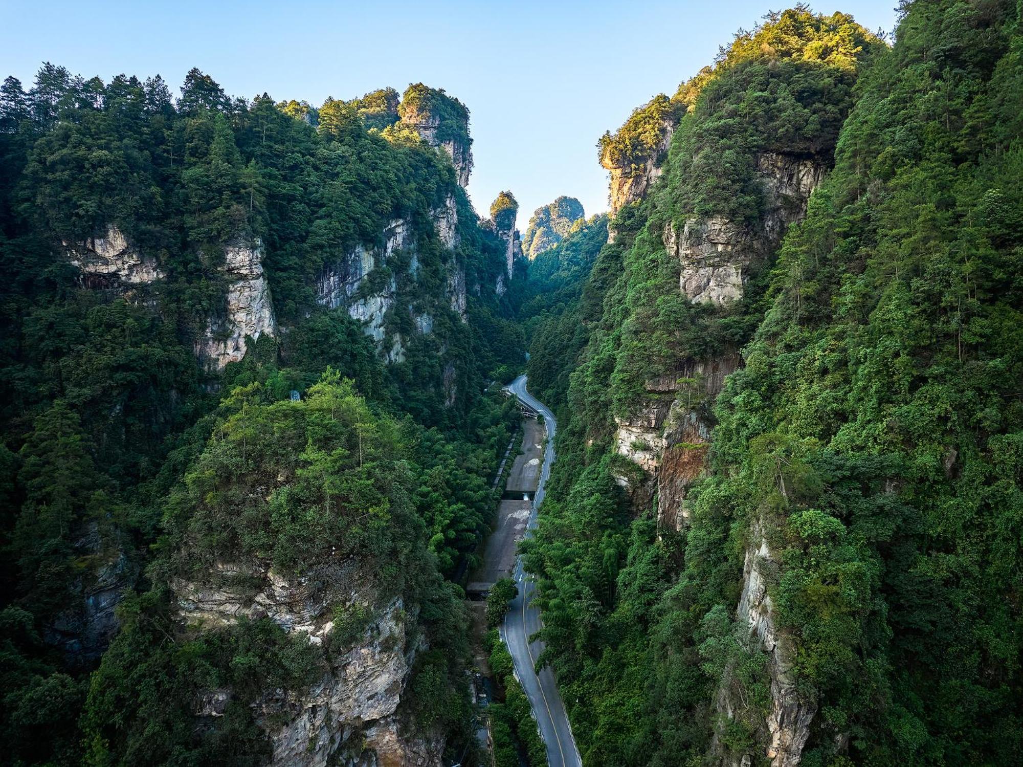 Zhangjiajie Utopia Hotel--Free One Way Pick Up Service Over 2 Nights المظهر الخارجي الصورة